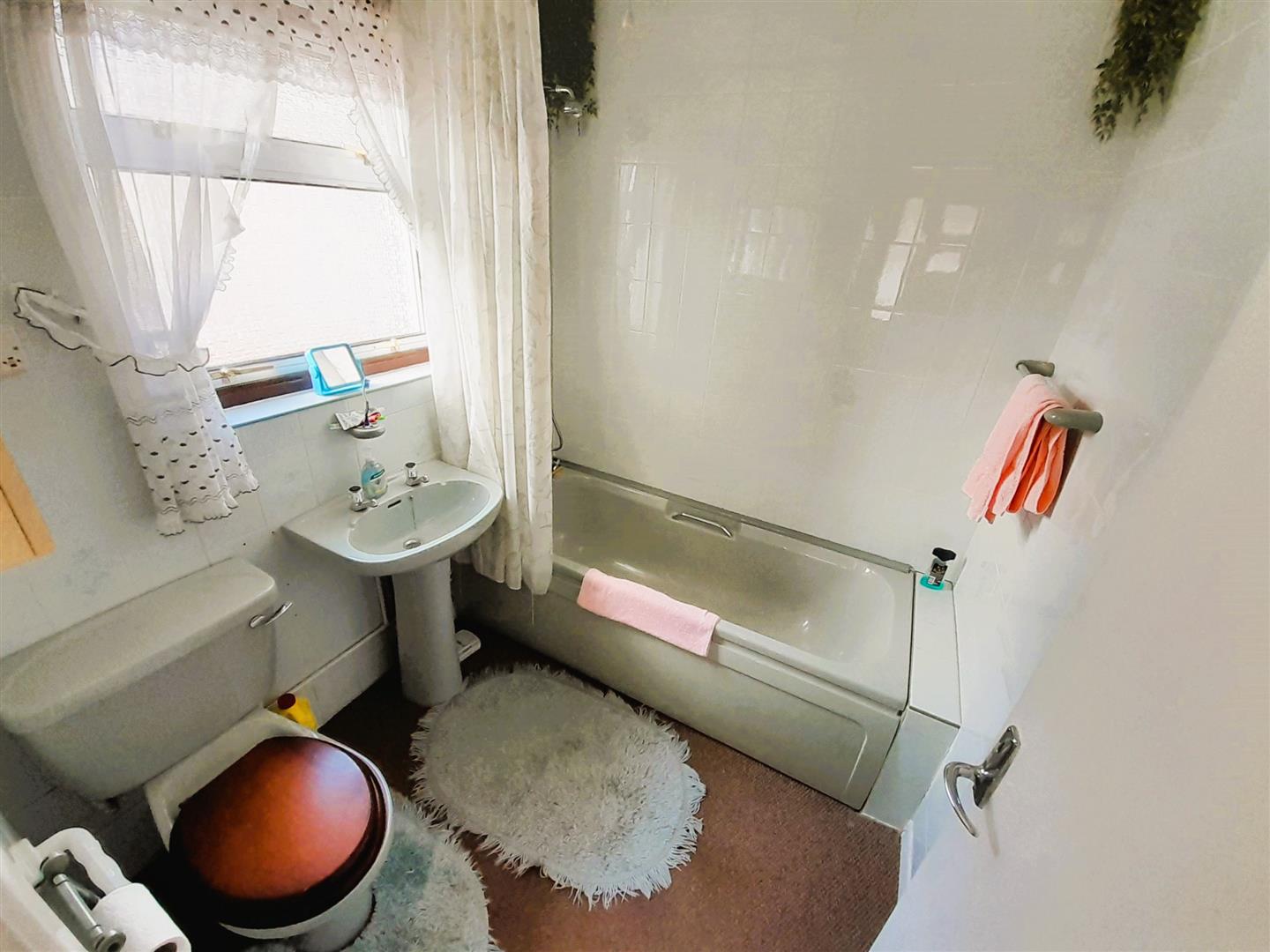 Penlan, Bryn, Llanelli, SA14 9UL